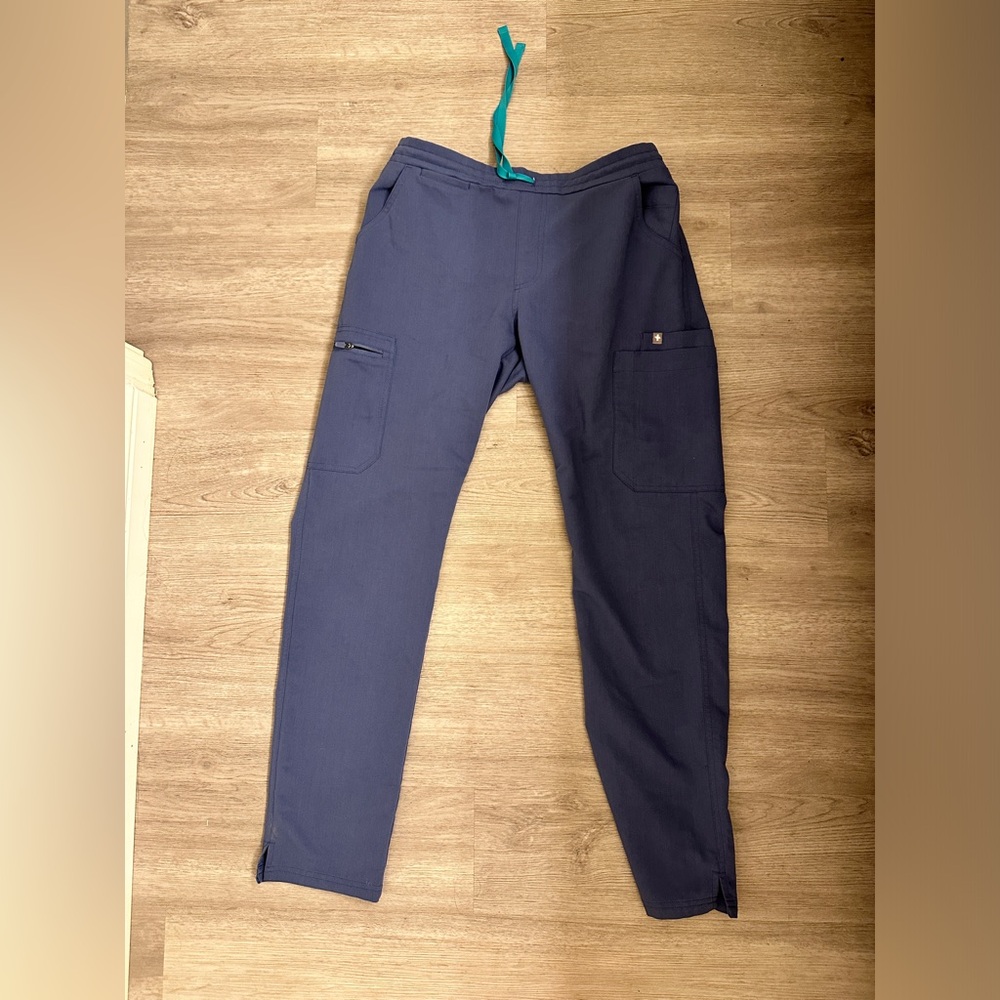 Figs uniform